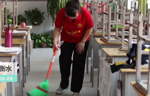 教師角色的嬗變 從傳道授業(yè)到服務(wù)行業(yè)的全能擔(dān)當(dāng)